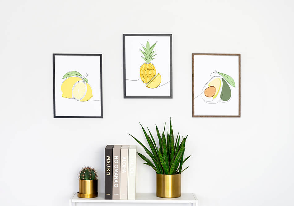 Μικρός τοίχος με πίνακες